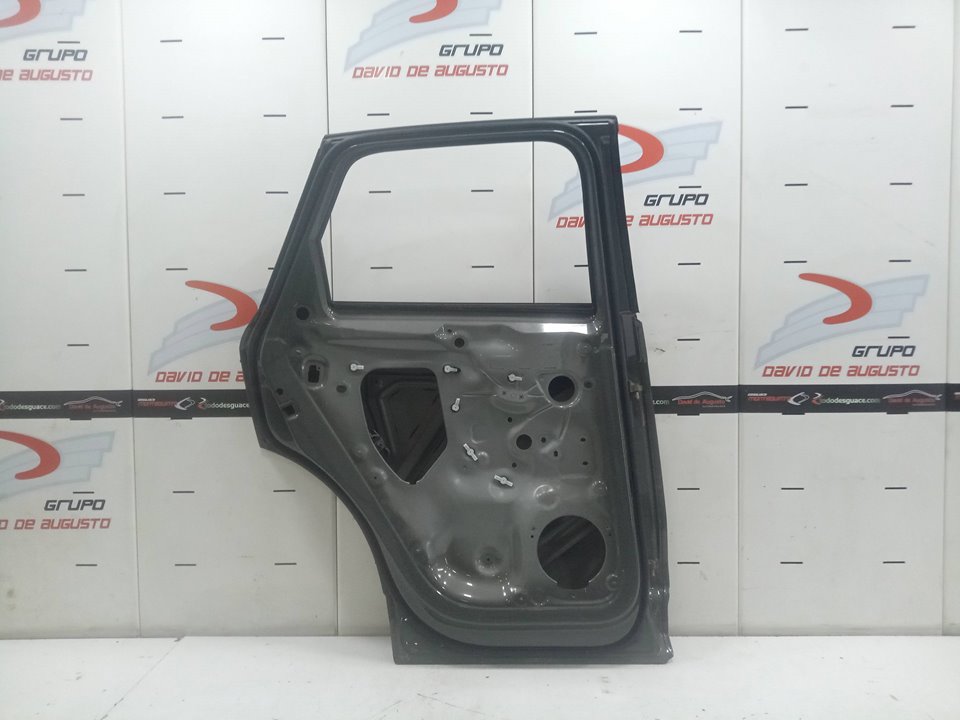 PUERTA TRASERA IZQUIERDA AUDI Q3 (8UG) Attraction   |   01.15 - 12.18