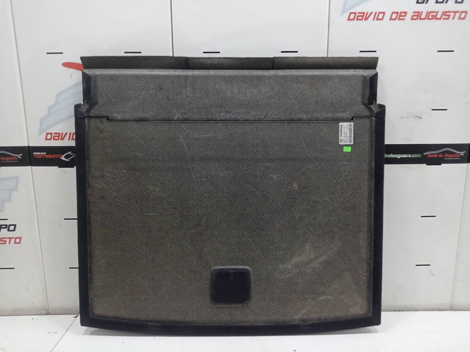 TAPA MALETERO AUDI Q3 (8UG) Attraction   |   01.15 - 12.18