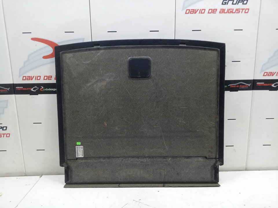 TAPA MALETERO AUDI Q3 (8UG) Attraction   |   01.15 - 12.18