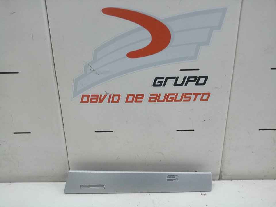 MOLDURA SALPICADERO AUDI Q3 (8UG) Attraction   |   01.15 - 12.18
