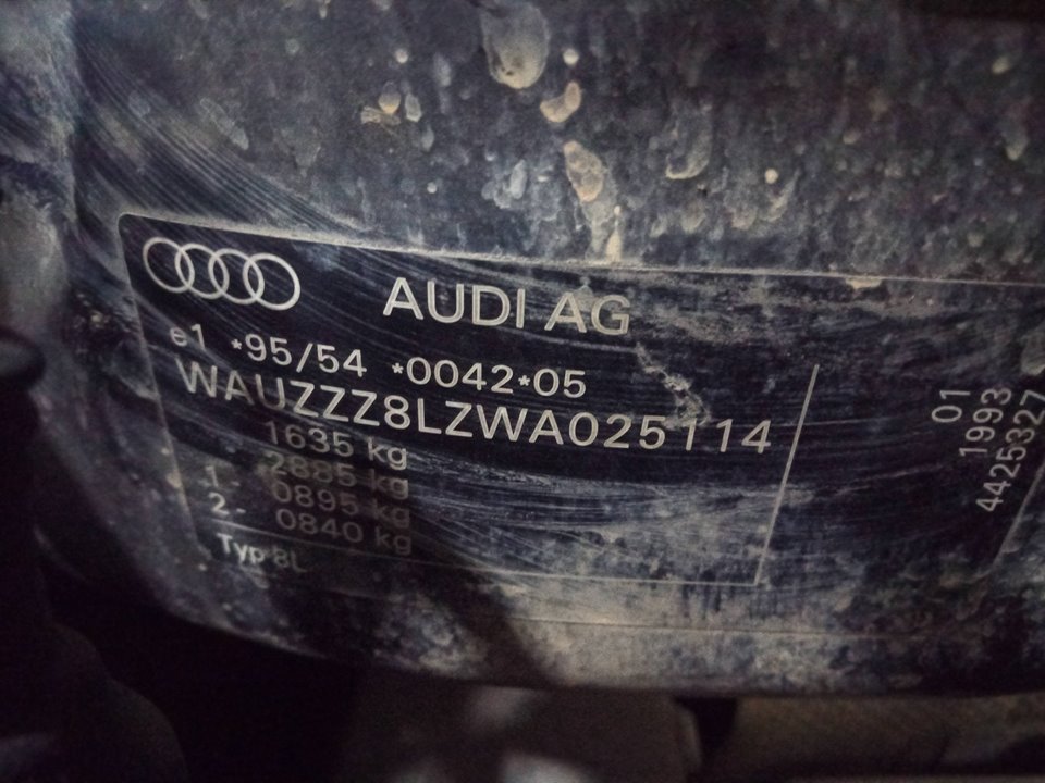 AUDI A3 (8L) 1.6 Ambiente   |   09.96 - 12.00