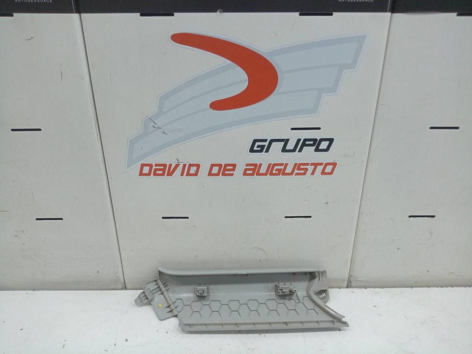 GUARNECIDO ASIENTO TRASERO DERECHO AUDI Q3 (8UG) Attraction   |   01.15 - 12.18