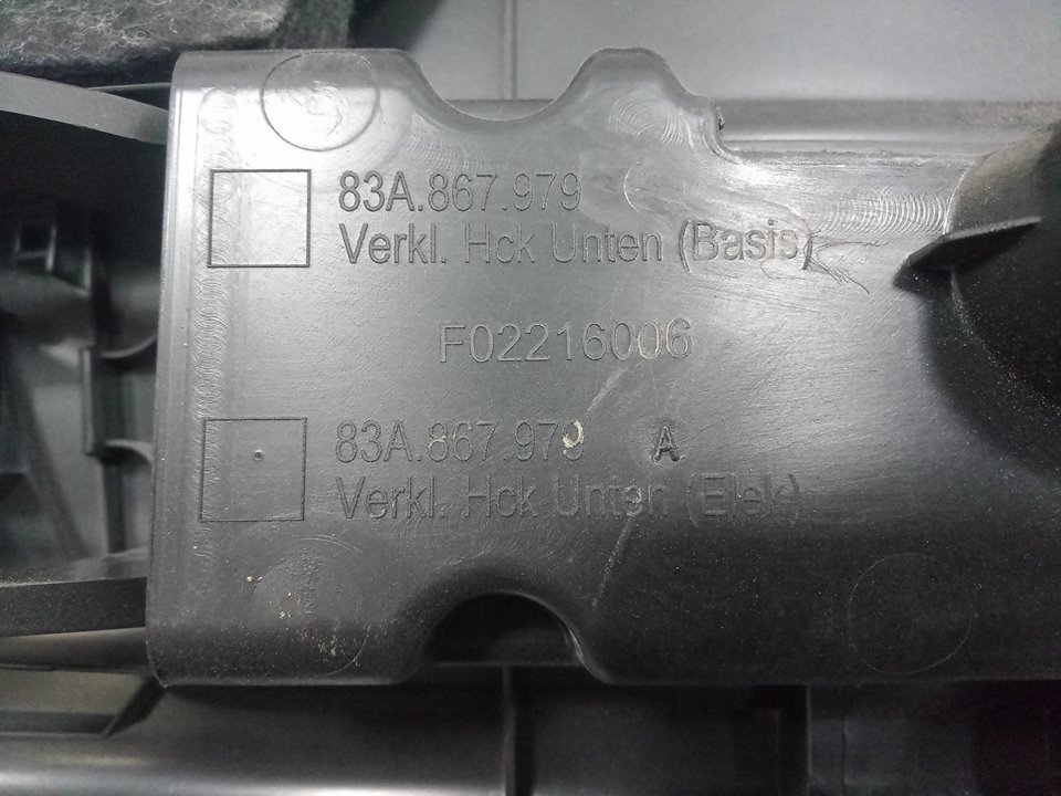 GUARNECIDO MALETERO AUDI Q3 (8UG) Attraction   |   01.15 - 12.18