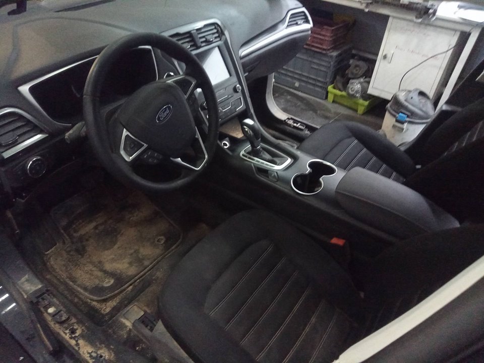 FORD MONDEO LIM. Hybrid ST-Line   |   10.19 - ... foto 4