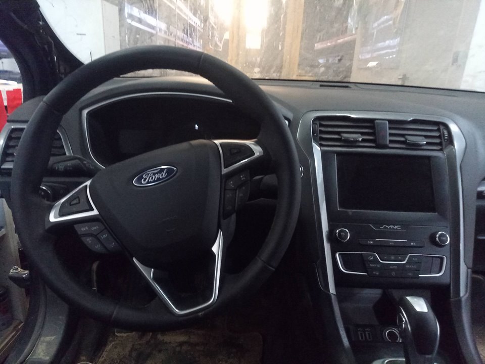 FORD MONDEO LIM. Hybrid ST-Line   |   10.19 - ... foto 5