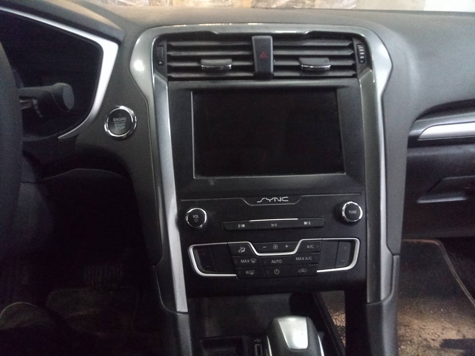 FORD MONDEO LIM. Hybrid ST-Line   |   10.19 - ... foto 8