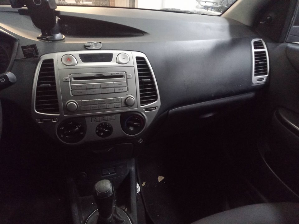 HYUNDAI I20 Classic   |   11.10 - 12.12 foto 11