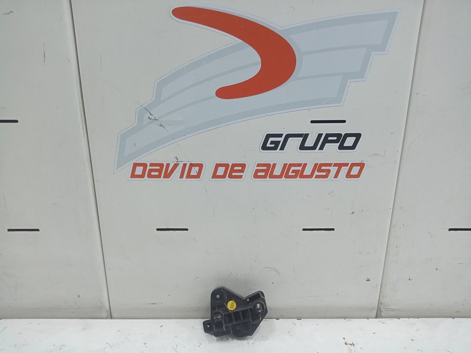 PALANCA LIBERACION CAPÓ AUDI Q3 (8UG) Attraction   |   01.15 - 12.18