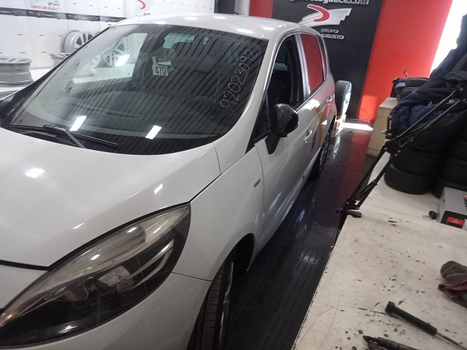 RENAULT SCENIC III Dynamique   |   05.10 - 12.15 foto 2