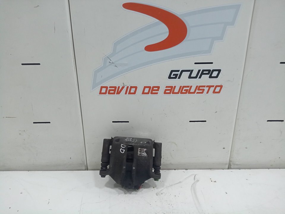 PINZA DE FRENO DELANTERA DERECHA