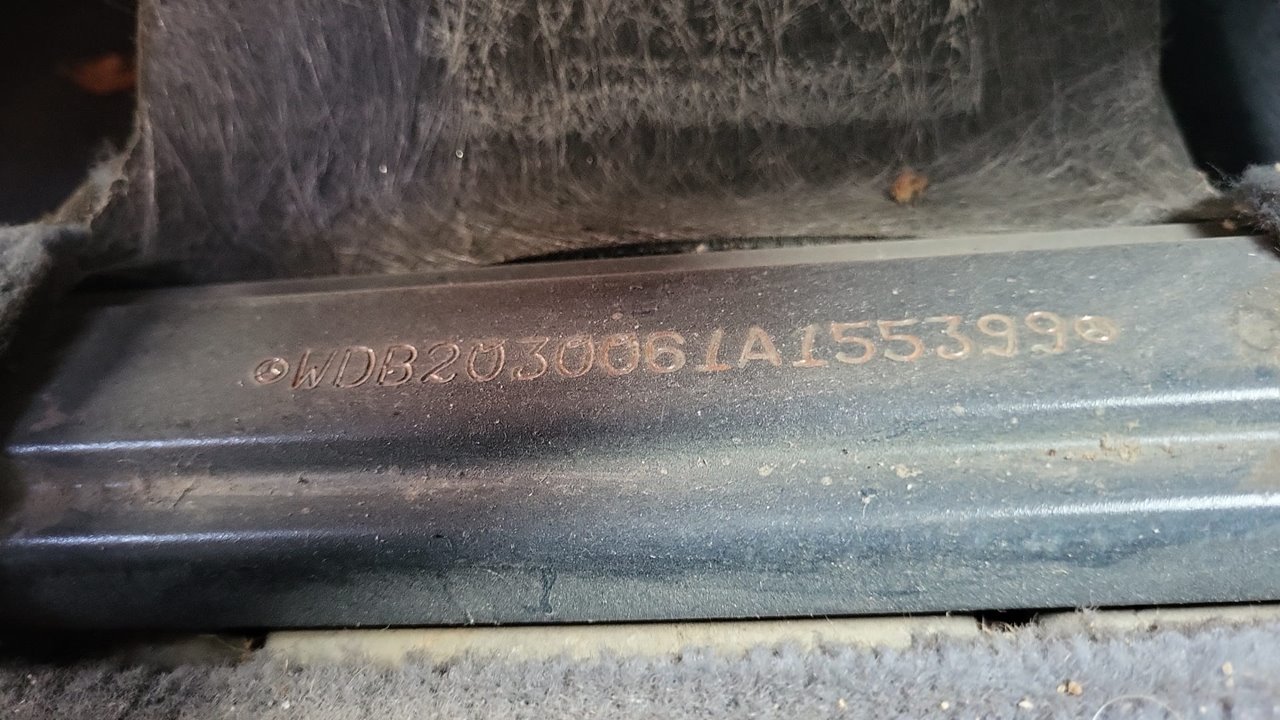 MERCEDES-BENZ BM SERIE 203 BERLINA *   |   0.00 - 0.06 foto 6