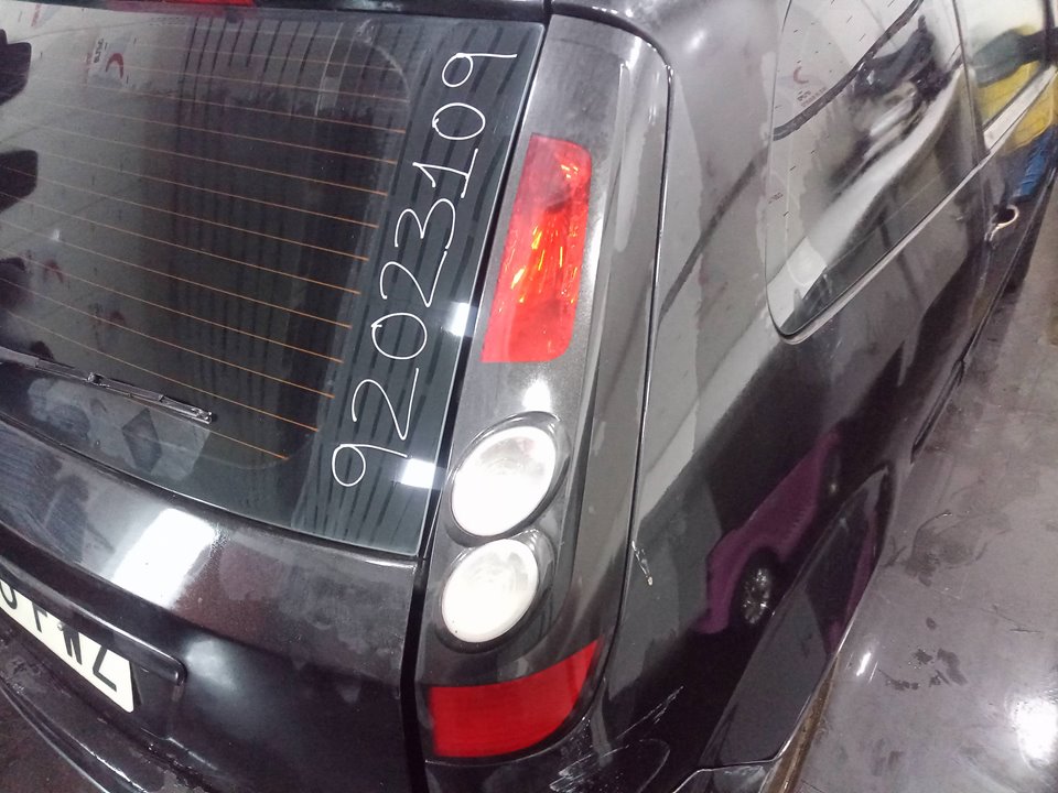 FORD FIESTA (CBK) Ambiente   |   11.01 - 12.08