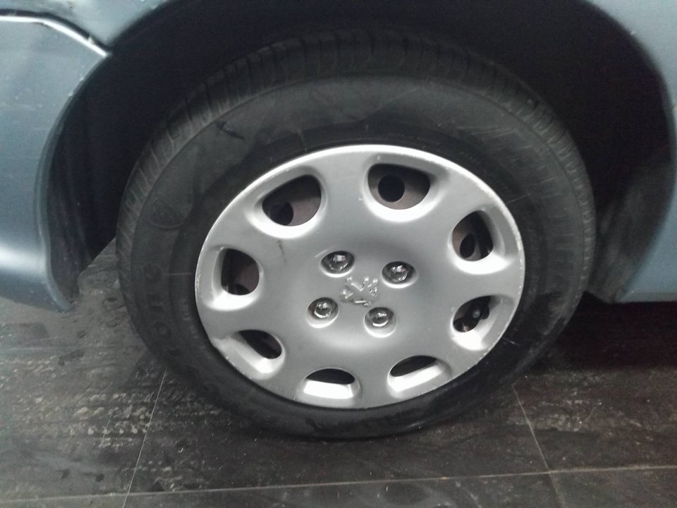 PEUGEOT 206 BERLINA X-Line   |   10.02 - 12.10 foto 9