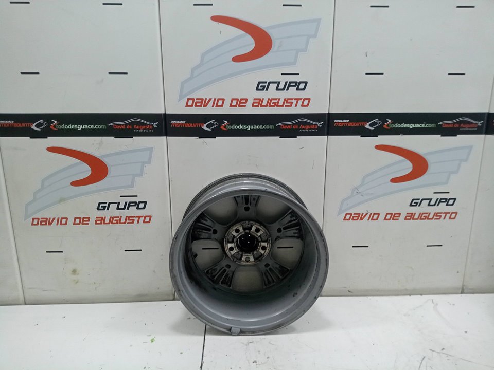LLANTA foto 2