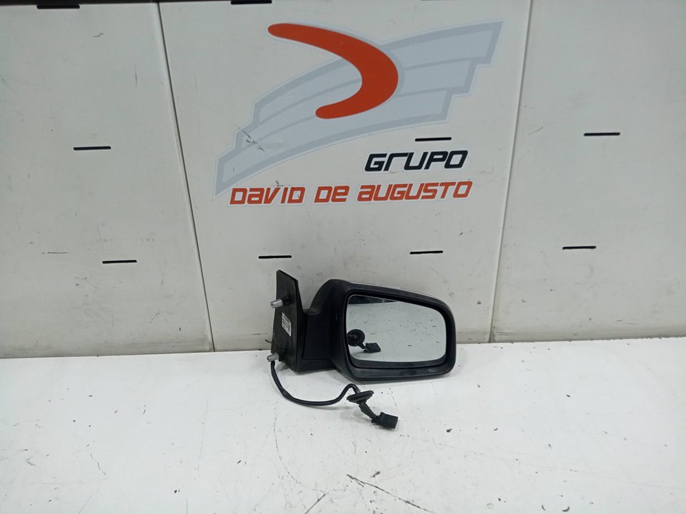 RETROVISOR DERECHO ELECTRICO