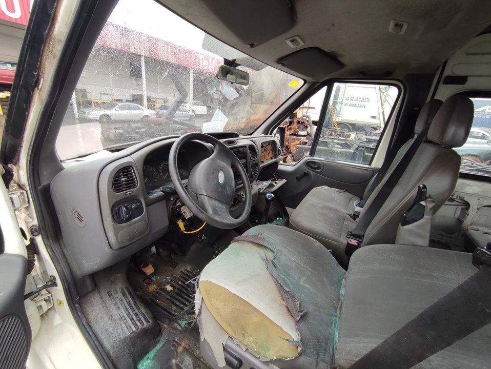 FORD TRANSIT CAJA CERRADA, CORTA (FY) (2000 =>) FT  330   2.4   |   08.00 - 12.01 foto 3