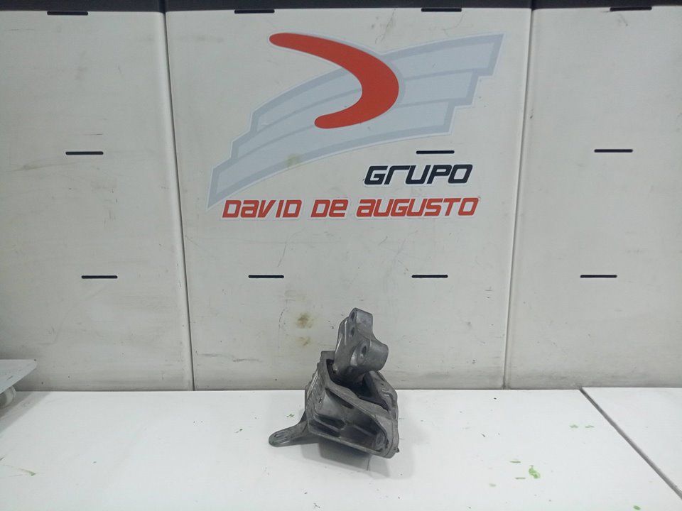 SOPORTE DE LA CAJA CAMBIO foto 2