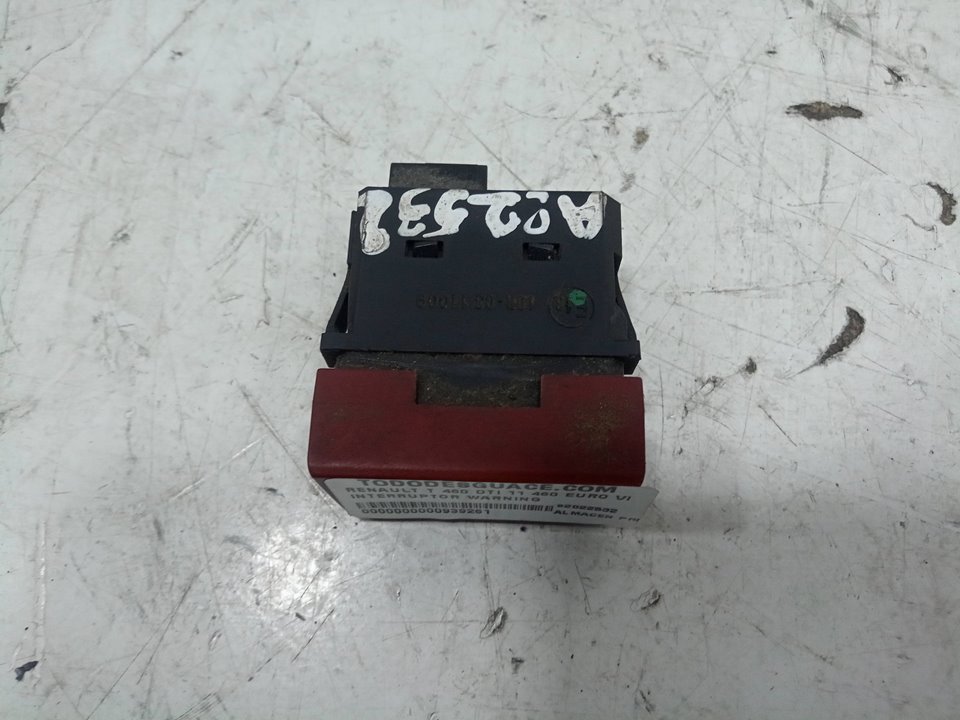 INTERRUPTOR WARNING RENAULT T 460 DTI 11 460 EURO VI