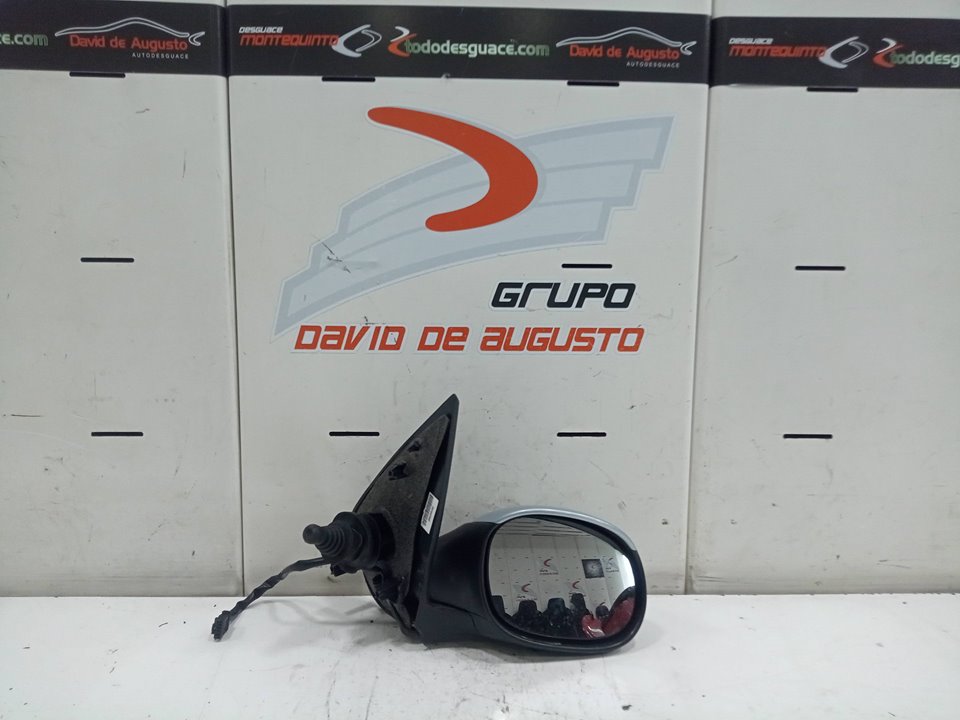 RETROVISOR DERECHO ELECTRICO