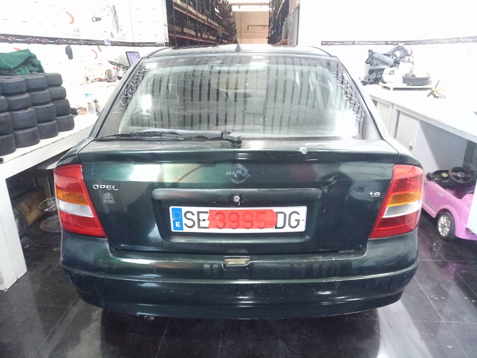 OPEL ASTRA G BERLINA Club   |   02.98 - 12.00 foto 4