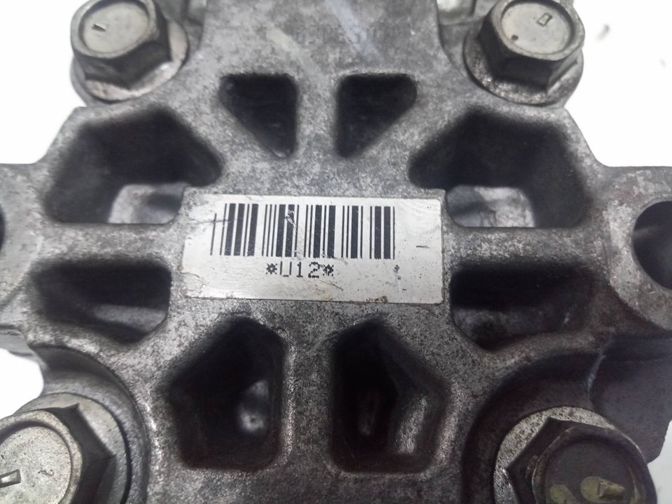 BOMBA DIRECCION TOYOTA AVENSIS BERLINA (T25) 2.2 D-4D Executive Berlina (5-ptas.)   |   05.05 - 12.09