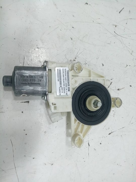 MOTOR ELEVALUNAS DELANTERO DERECHO foto 3