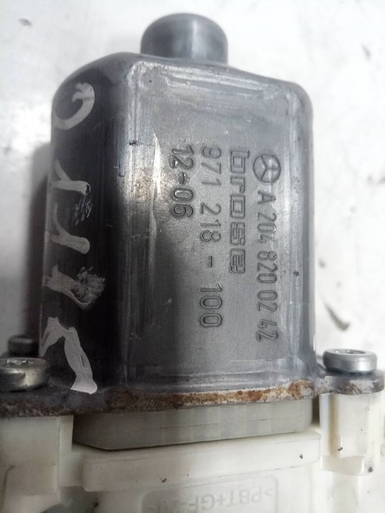 MOTOR ELEVALUNAS DELANTERO DERECHO foto 5