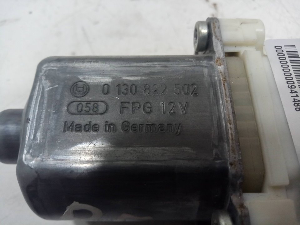 MOTOR ELEVALUNAS DELANTERO DERECHO foto 6
