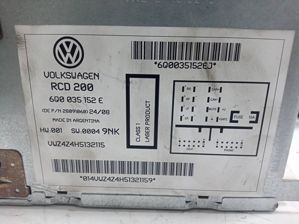 RADIO VOLKSWAGEN POLO (9N1) Conceptline