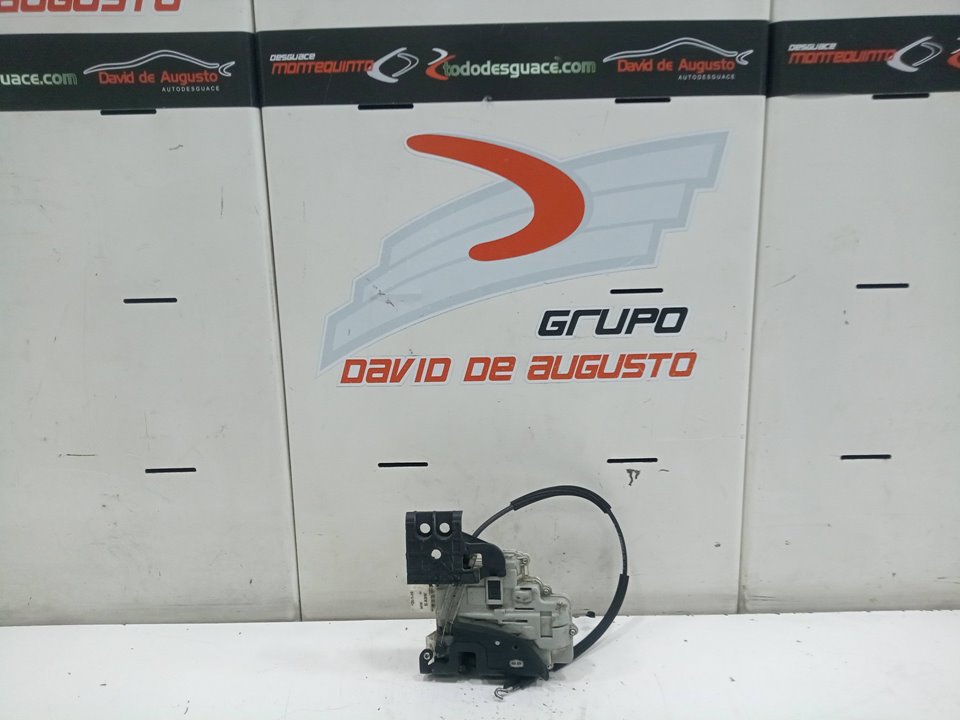 CERRADURA PUERTA DELANTERA DERECHA foto 2