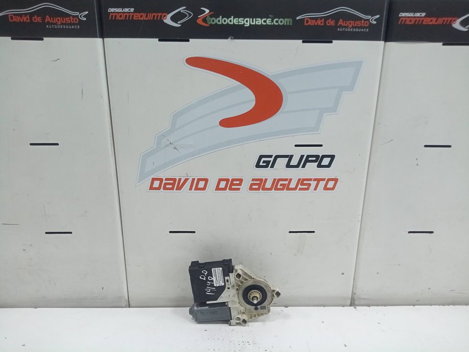 MOTOR ELEVALUNAS DELANTERO DERECHO