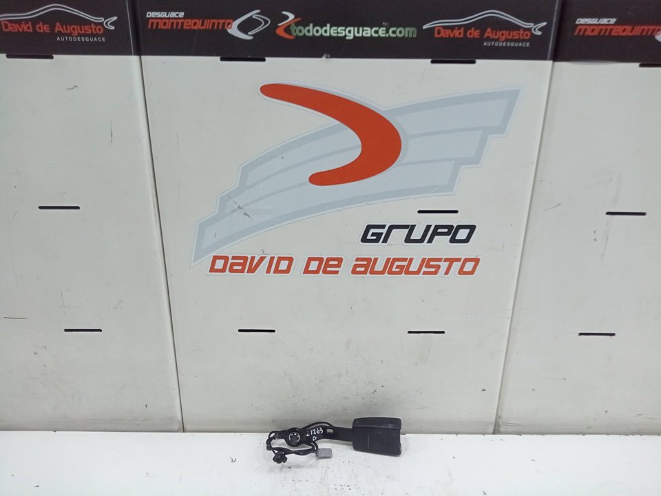 ANCLAJE CINTURON DELANTERO IZQUIERDO