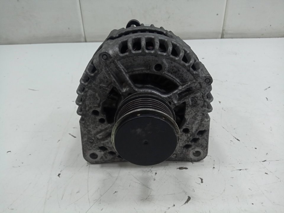 ALTERNADOR foto 3