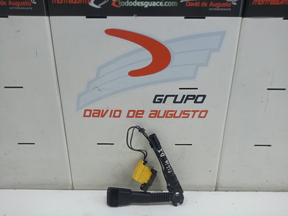 ANCLAJE CINTURON DELANTERO IZQUIERDO foto 2