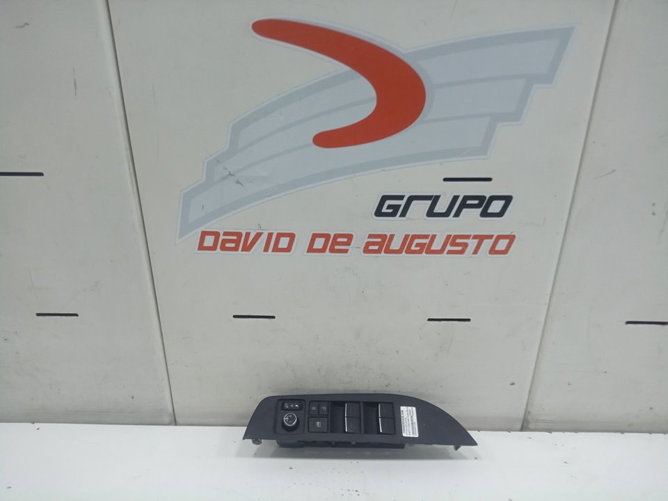 MANETA ELEVALUNAS DELANTERA IZQUIERDA TOYOTA COROLLA (210)    |   ...