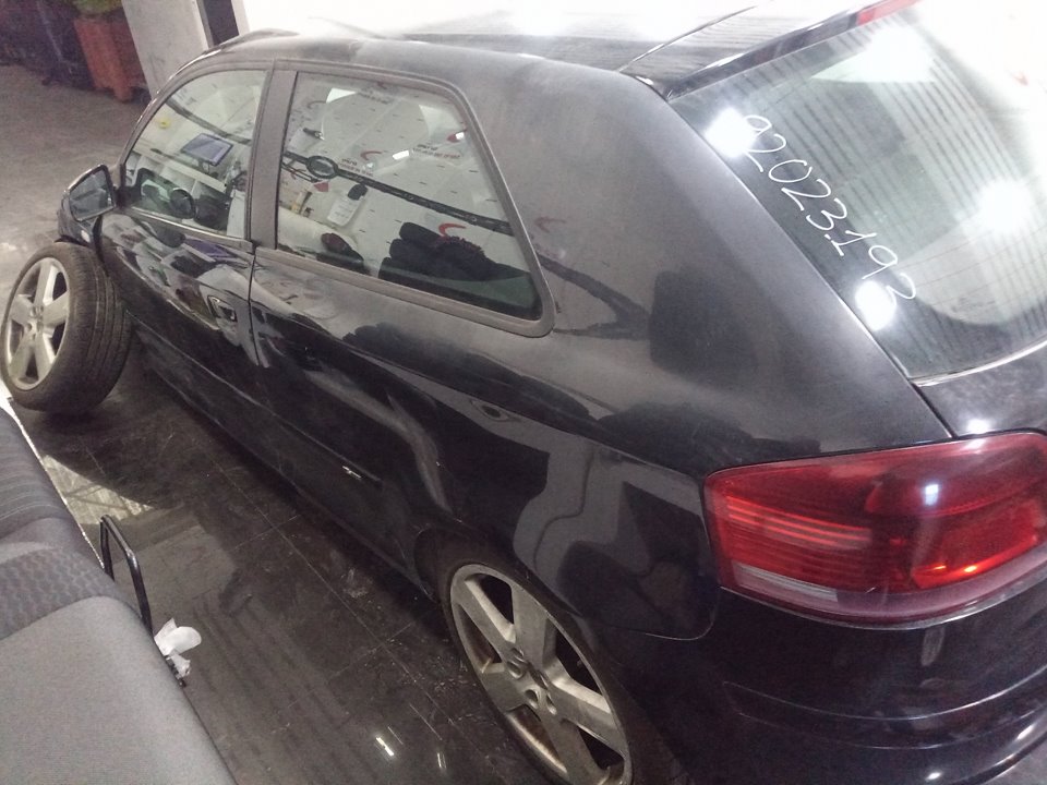AUDI A3 (8P) 2.0 TDI Ambiente   |   05.03 - 12.08 foto 6