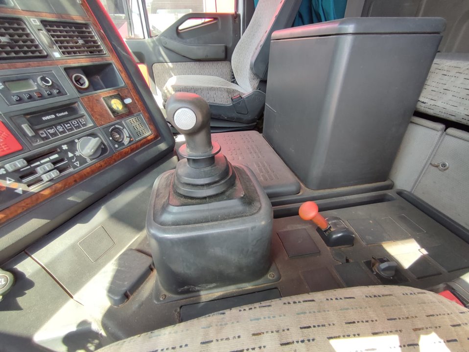 IVECO EUROSTAR (LD) FSA     (LD 440 E 48  4X2) Gran espacio   |   10.01 - 12.03
