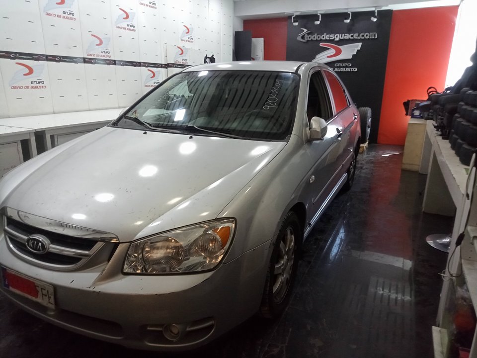 KIA CERATO 2.0 EX CRDi Berlina (4-ptas.) Motor 2,0 Ltr. - 83 kW Turbodiesel CAT