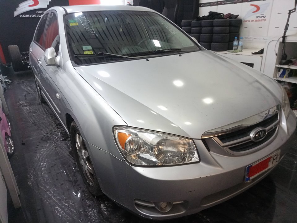 KIA CERATO 2.0 EX CRDi Berlina (4-ptas.) Motor 2,0 Ltr. - 83 kW Turbodiesel CAT