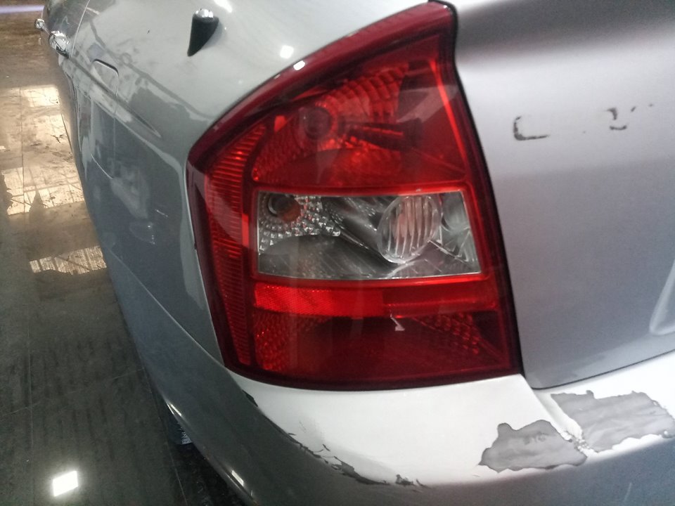 KIA CERATO 2.0 EX CRDi Berlina (4-ptas.) Motor 2,0 Ltr. - 83 kW Turbodiesel CAT