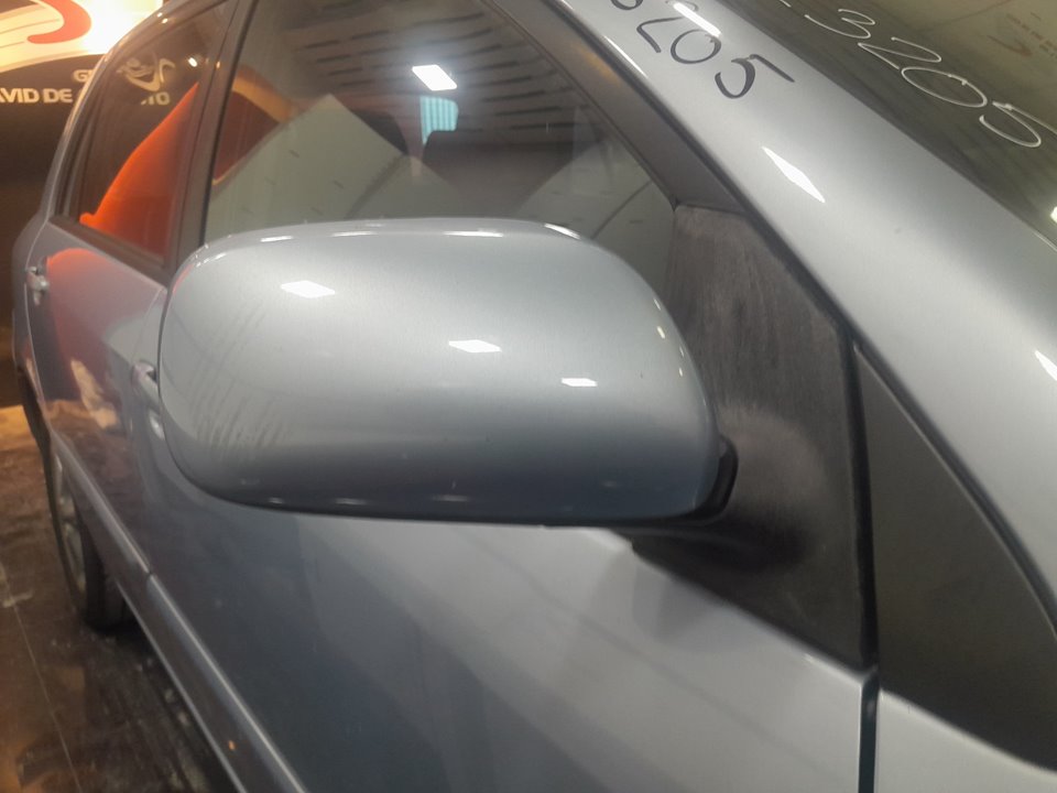 TOYOTA COROLLA (E12) 1.4 D-4D Luna Compact Motor 1,4 Ltr. - 66 kW Turbodiesel CAT foto 4
