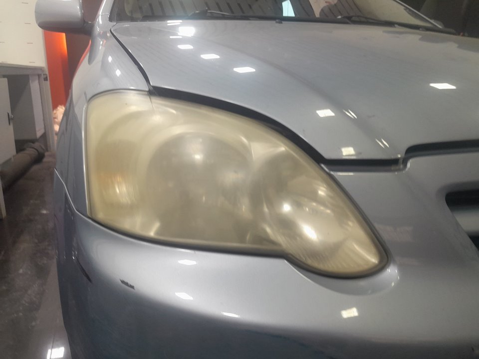 TOYOTA COROLLA (E12) 1.4 D-4D Luna Compact Motor 1,4 Ltr. - 66 kW Turbodiesel CAT foto 5