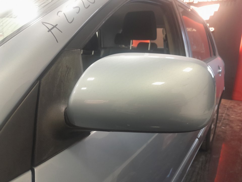 TOYOTA COROLLA (E12) 1.4 D-4D Luna Compact Motor 1,4 Ltr. - 66 kW Turbodiesel CAT foto 7