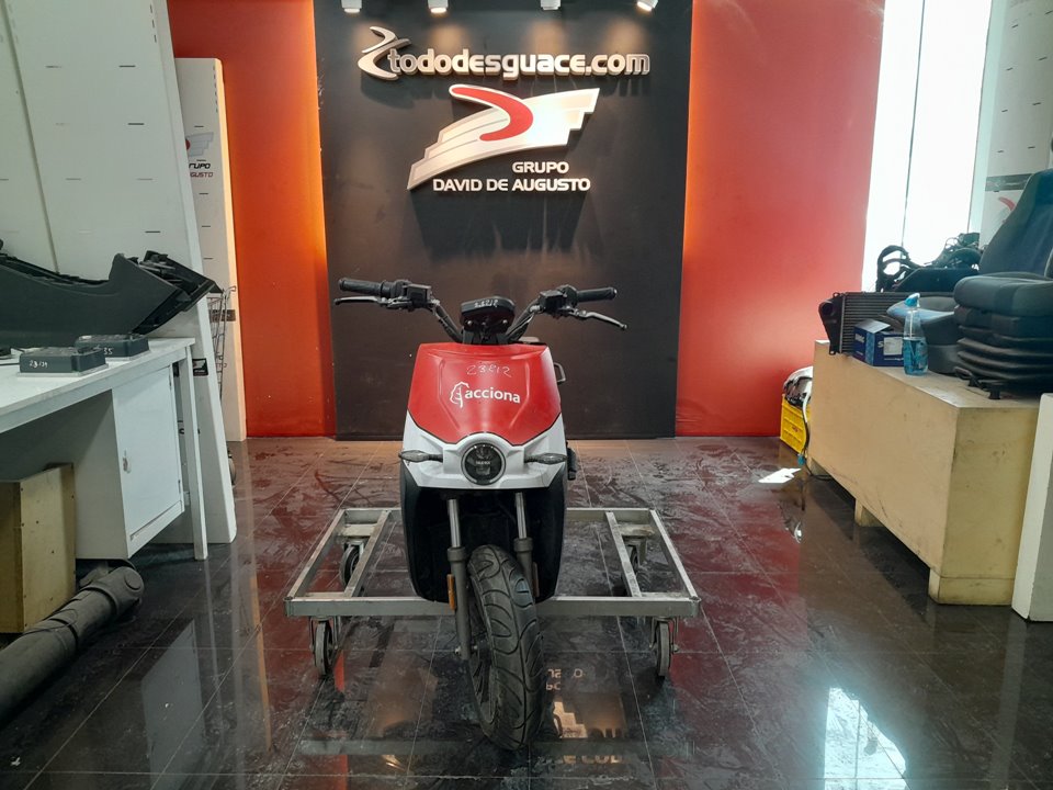 SCUTUM SILENCE S02/ 10 / 4 ELECTRICA