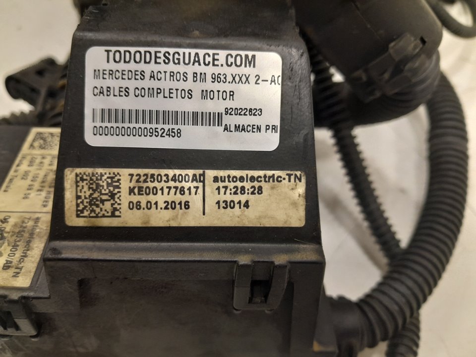 CABLES COMPLETOS  MOTOR MERCEDES-BENZ ACTROS BM 963.XXX 2-ACHSER 18XX 4x2 Sattelzugmaschine L BigSpace