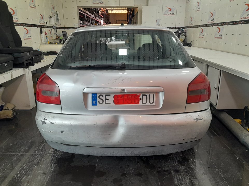 AUDI A3 (8L) 1.6 Ambiente Motor 1,6 Ltr. - 74 kW