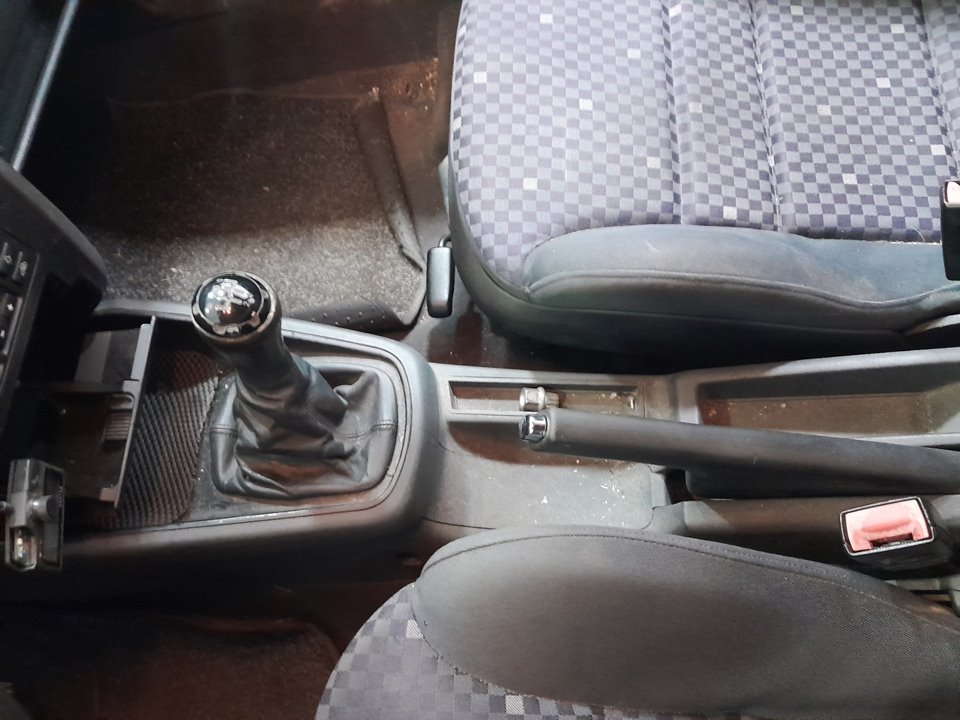 AUDI A3 (8L) 1.6 Ambiente Motor 1,6 Ltr. - 74 kW