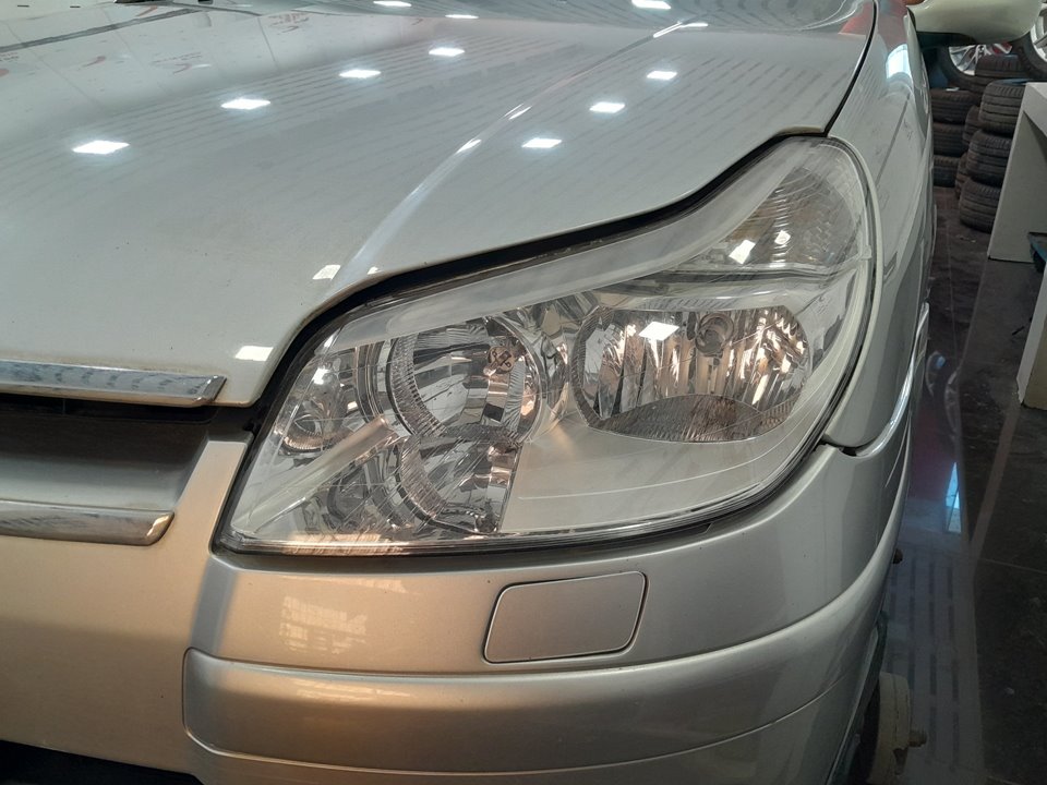 CITROEN C5 BERLINA Exclusive Motor 2,0 Ltr. - 100 kW HDi CAT (RHR / DW10BTED4) foto 6