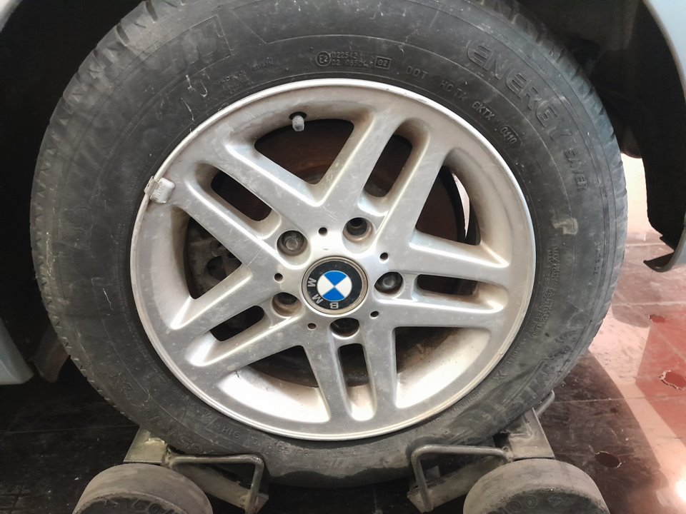 BMW SERIE 1 BERLINA (E81/E87) 120d Motor 2,0 Ltr. - 120 kW 16V Diesel