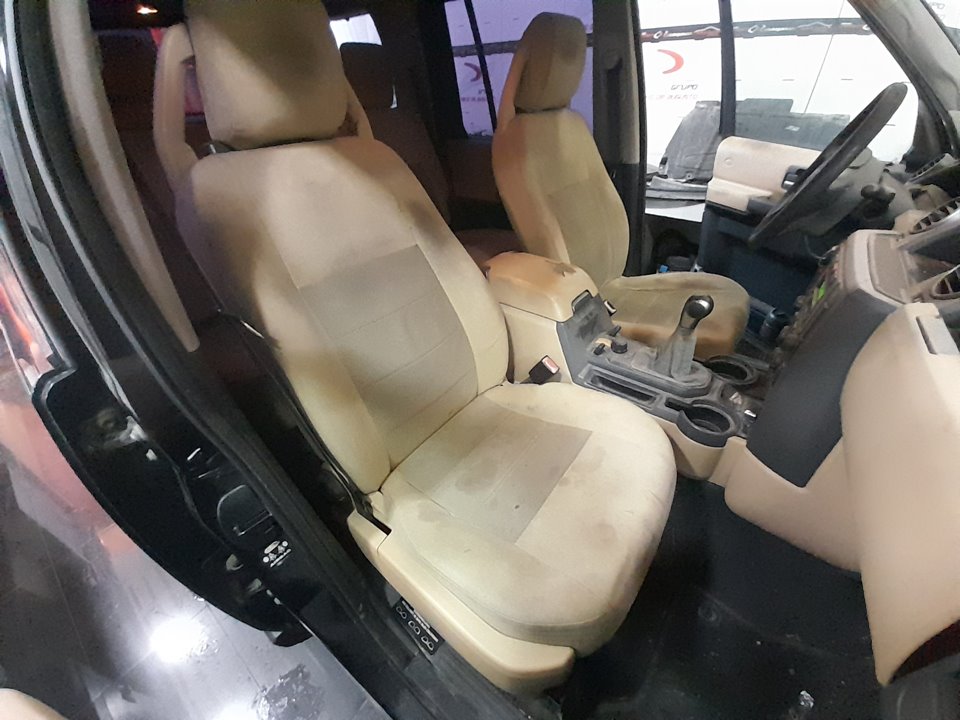 LAND ROVER DISCOVERY V6 TD HSE Motor 2,7 Ltr. - 140 kW Td V6 CAT